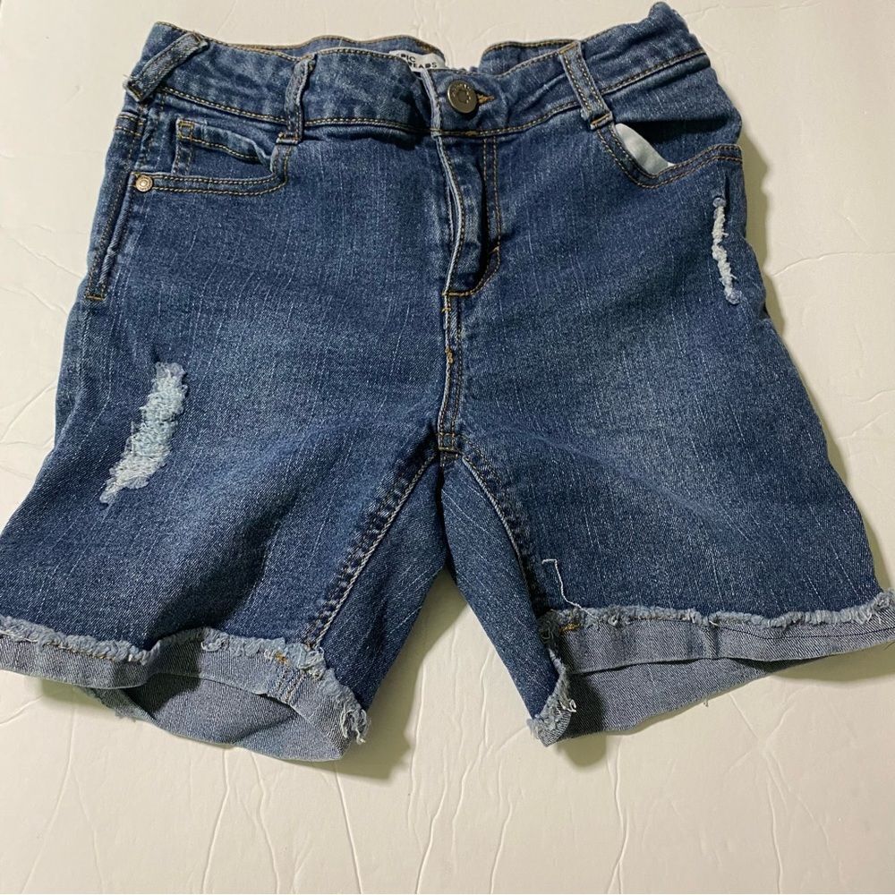Epic Threads blue denim jean stretchy pull on Long Bermuda shorts girls 14